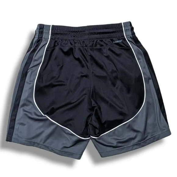 NWT ADIDAS AEROREADY SHORTS - Picture 3 of 4